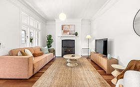 2-4 Trinity Avenue
